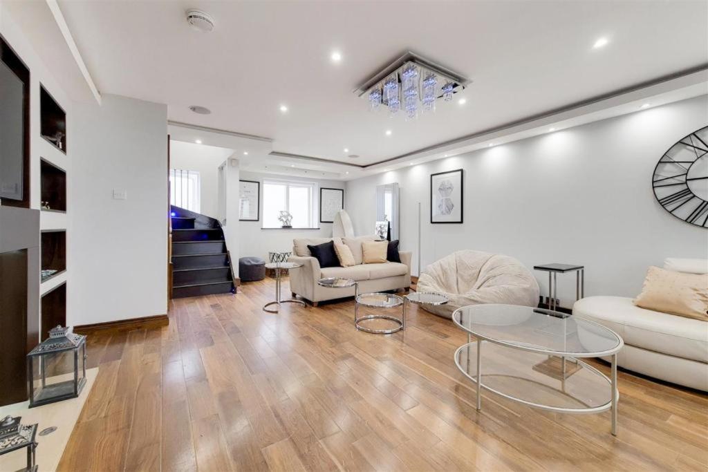 Stanhope Terrace