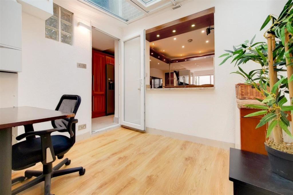 Stanhope Terrace *
